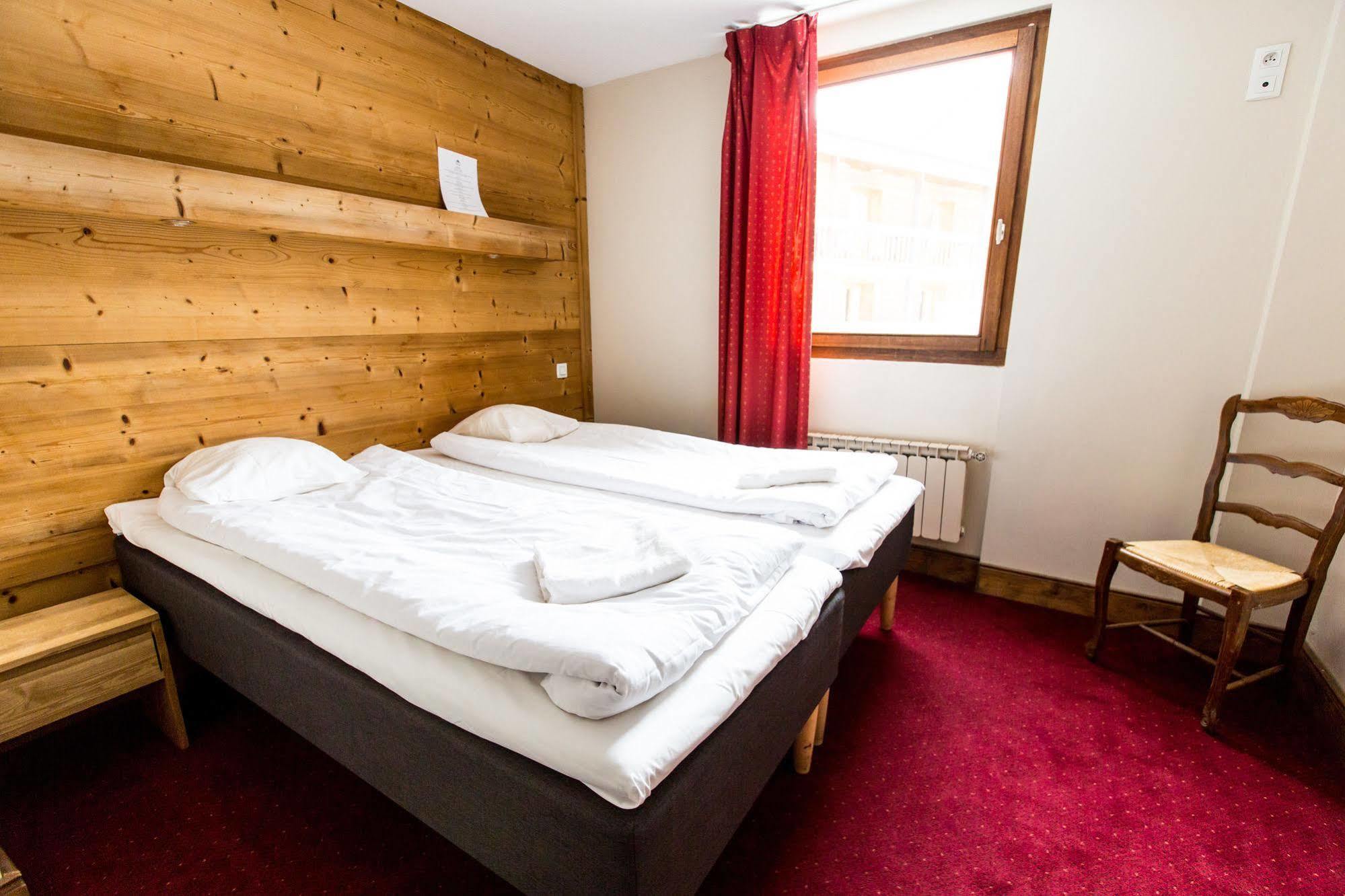 Langley Hotel Victors Val-dʼIsère エクステリア 写真
